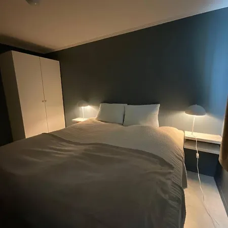 Lejlighed Leknes City Apartment *