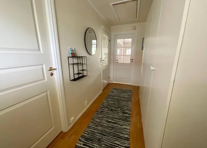 Leknes City Apartment 아파트 *