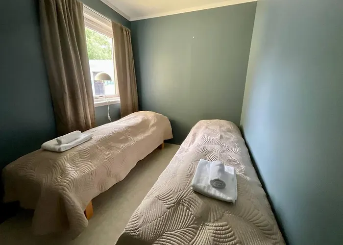 Leknes City Apartment 아파트
