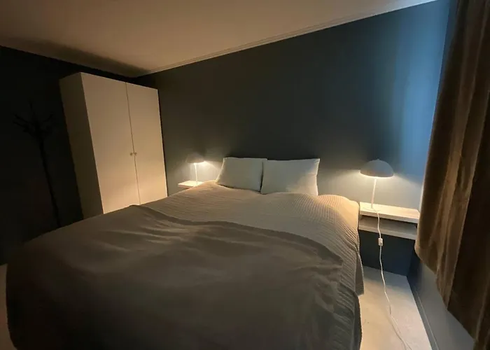 아파트 Leknes City Apartment *